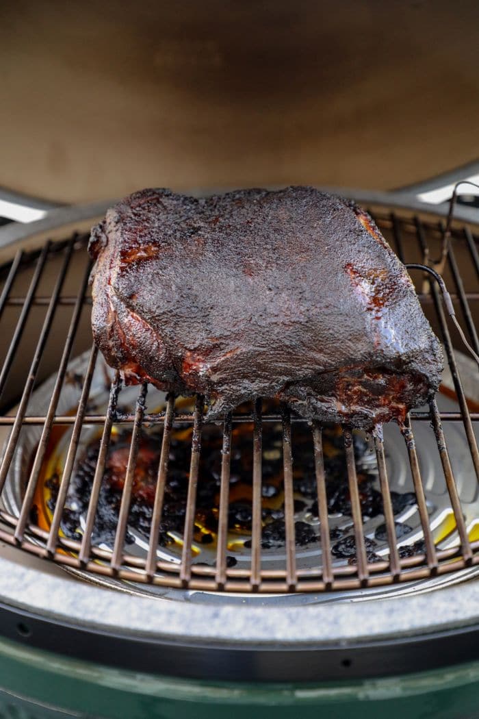 Pork butt on green egg best sale