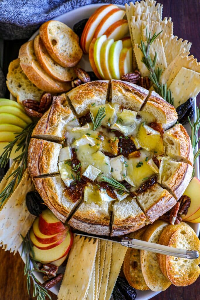 Brie Bread Bowl Recipe